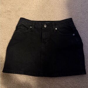 Target brand new  Black Denim Skirt